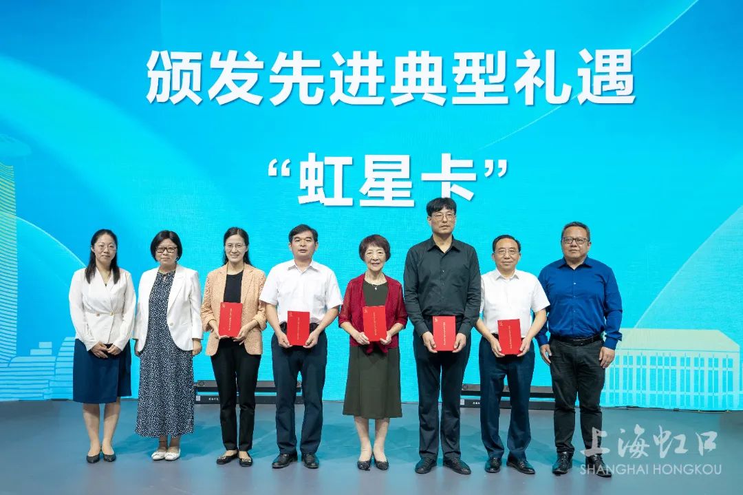 cn_mmbiz_jpg_3pKQJ47pnjh8PBgnMMTHvUV9xur64aA1chUwRqS6WziaTv669nfD61jQAk6wbQ3VX2sicEGvqQG29nzHqiaHVe7xg_.jpg