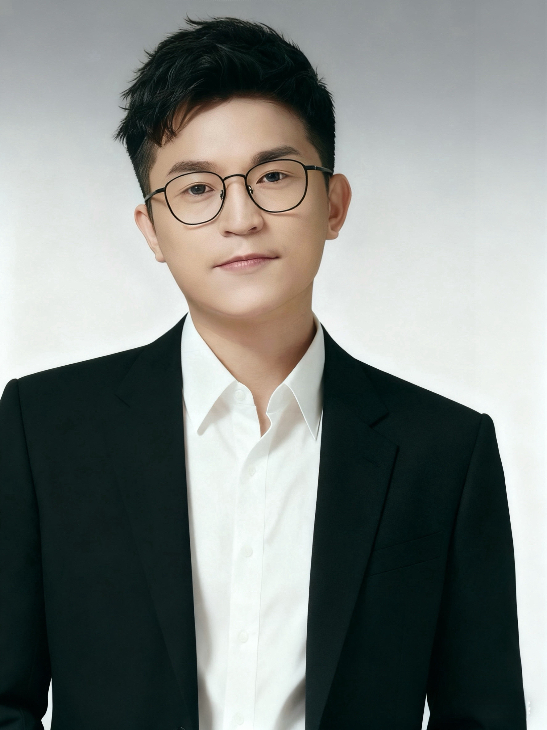 85后沪漂青年:关爱特殊群体,守护少年的你(上海歌舞团-李宗博)【人物正面照】 (1).jpg 85后沪漂青年:关爱特殊群体,守护少年的你(上海歌舞团-李宗博)【人物正面照】 (1).jpg