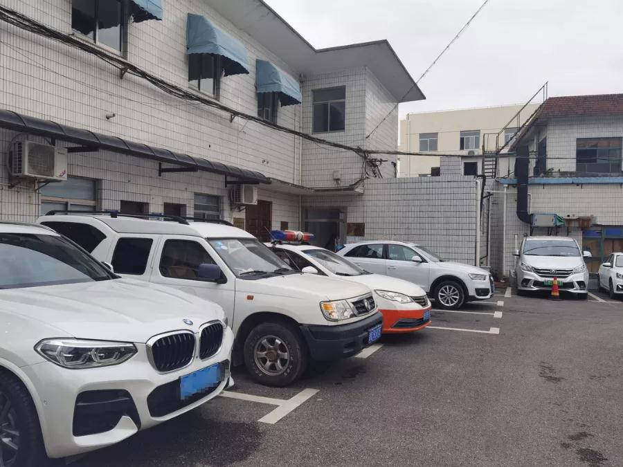 青浦区道路运输管理事务中心停车场.jpg